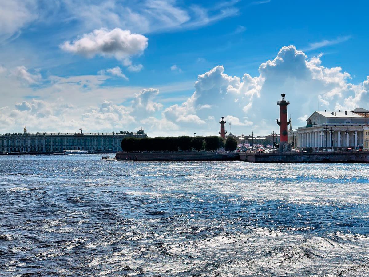 Центр города и Финский залив