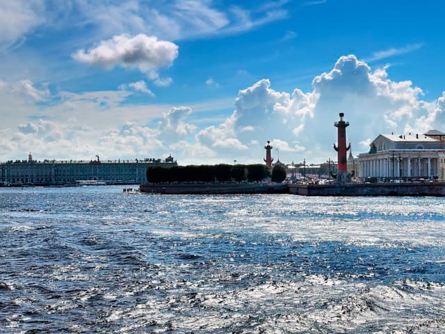 Центр города и Финский залив