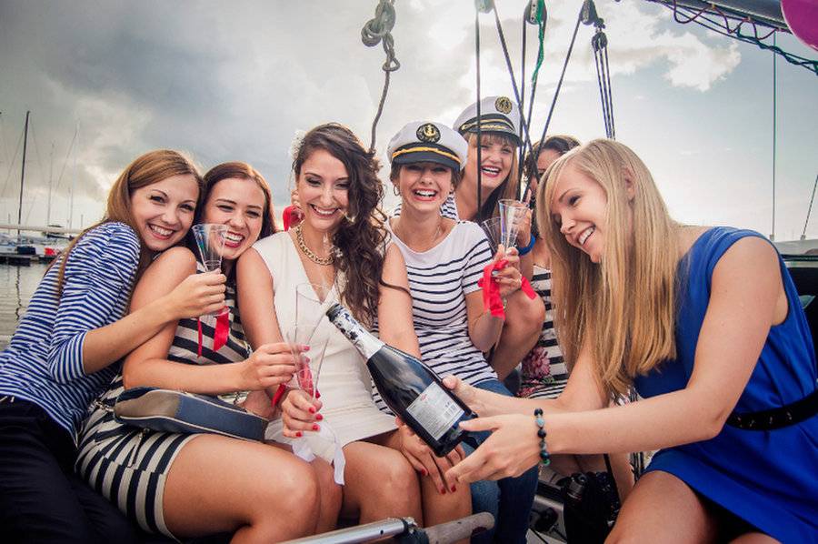 Как необычно отметить день рождения на Неве