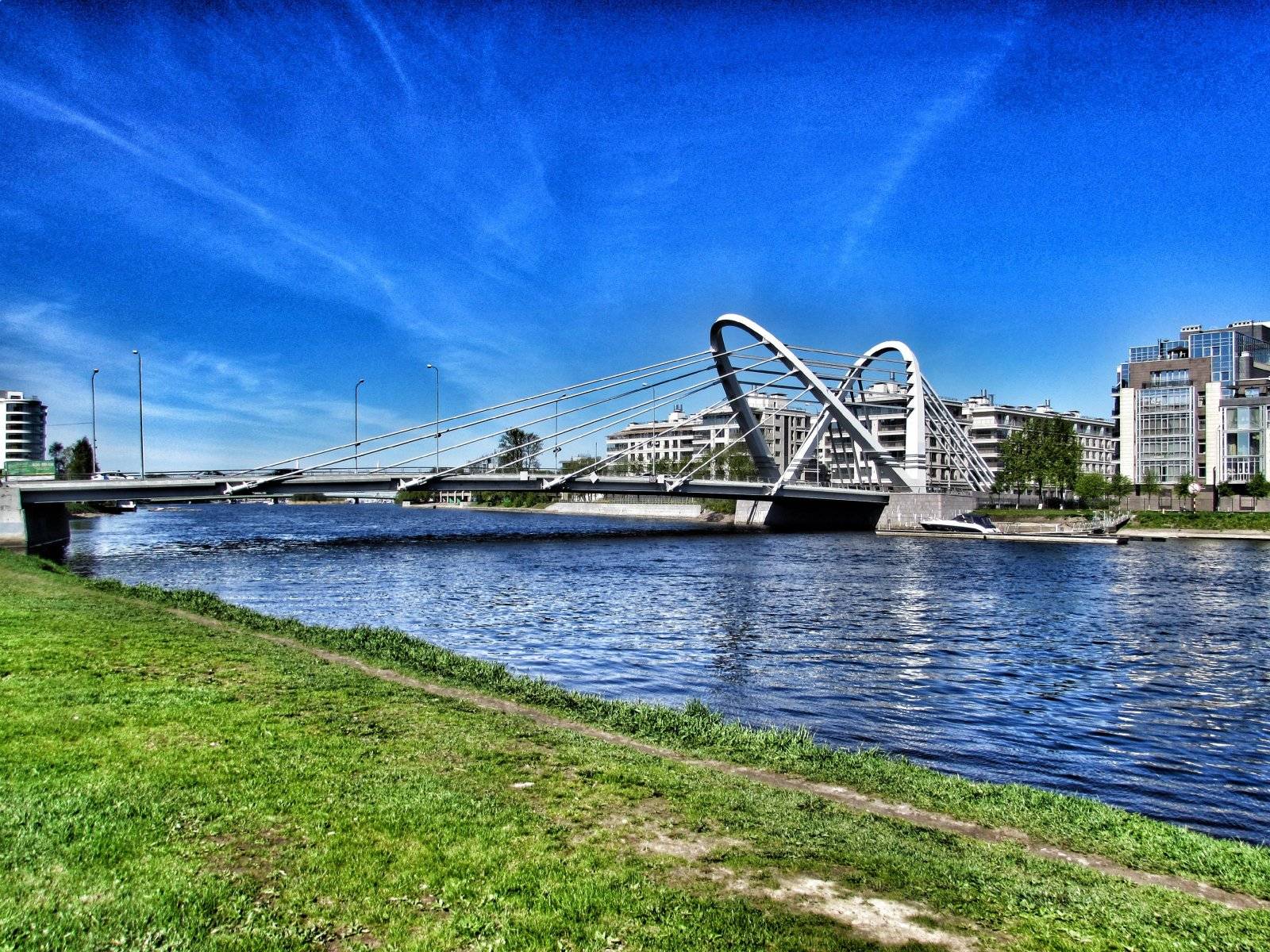 Большой Крестовский мост