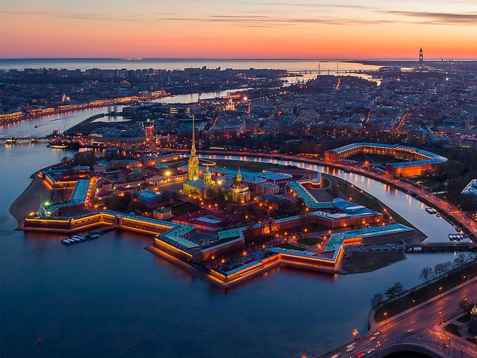 Река Нева, каналы, Финский залив, Крестовский остров